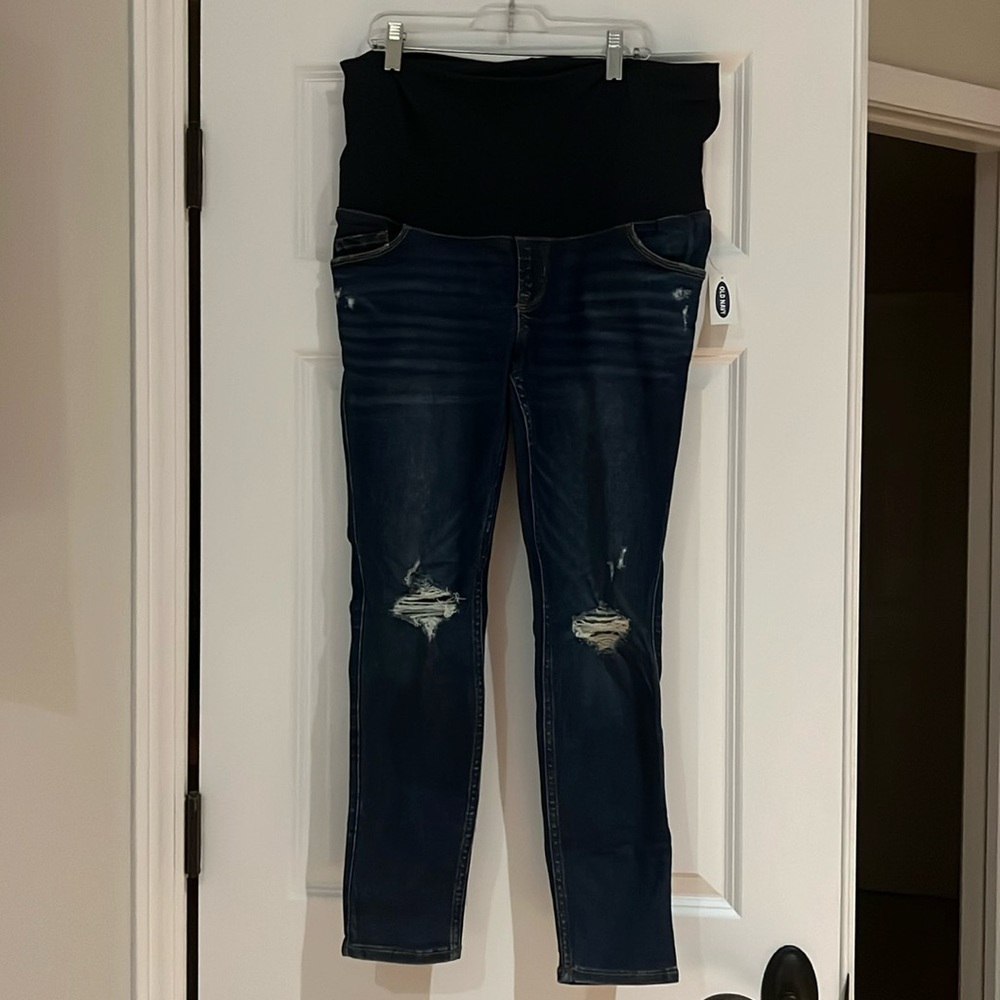 Maternity Jeans 👖- Old Navy - NWT - size 8 short